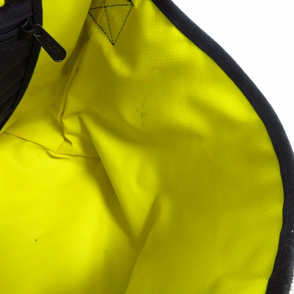 実際に弊社で買取させて頂いたManhattan Portage/マンハッタン ポーテージ 限定 メッセンジャーバッグ NYC Printの画像 5枚目