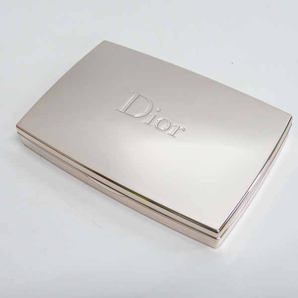 実際に弊社で買取させて頂いたChristian Dior/ディオール カプチュール トータル トリプル コレクティング パウダー/11gの画像 2枚目