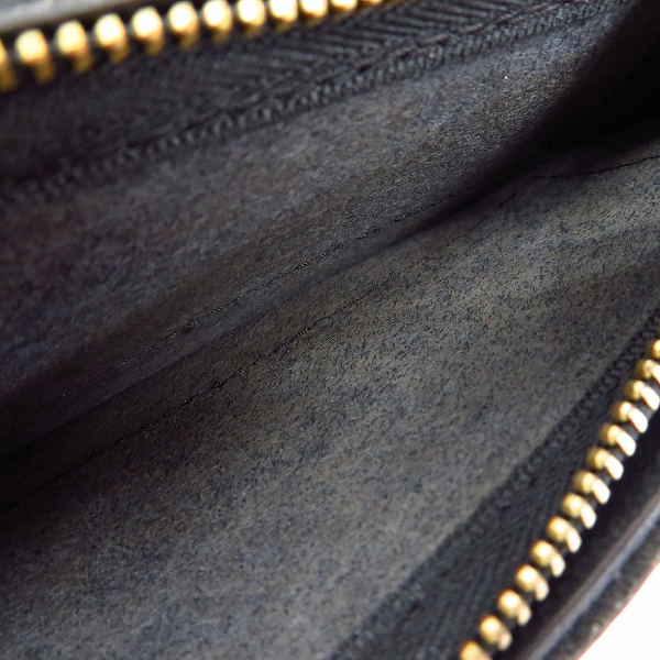 実際に弊社で買取させて頂いたHTC/エイチティーシー フラワースタッズ レザーロングウォレット/長財布の画像 4枚目