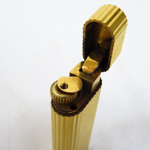 実際に弊社で買取させて頂いたCartier/カルティエ フリント式 ガスライター/ゴールドカラーの画像 3枚目