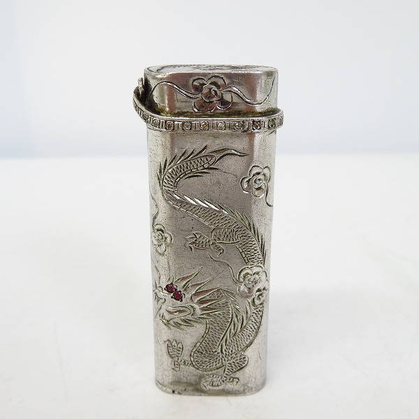 実際に弊社で買取させて頂いたCartier/カルティエ シルバー製　ダイヤセット 彫刻 ライターの画像 1枚目