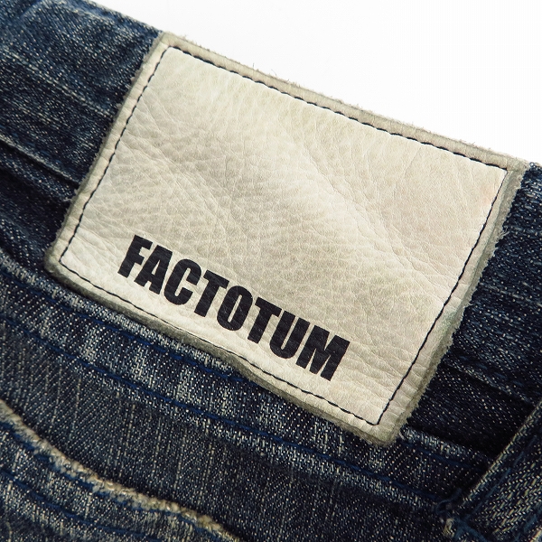 実際に弊社で買取させて頂いたFACTOTUM/ファクトタム レザーパッチ デニムパンツ/29の画像 3枚目