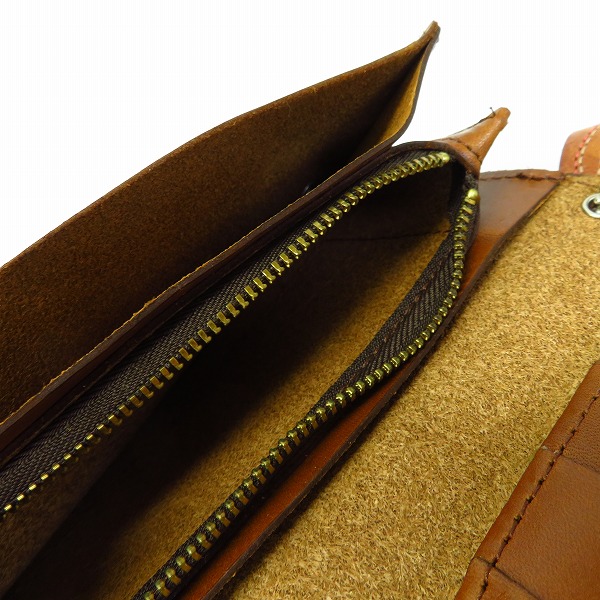 実際に弊社で買取させて頂いたHTC/エイチティーシー スタッズ レザーロングウォレット/長財布 ブラウンの画像 4枚目