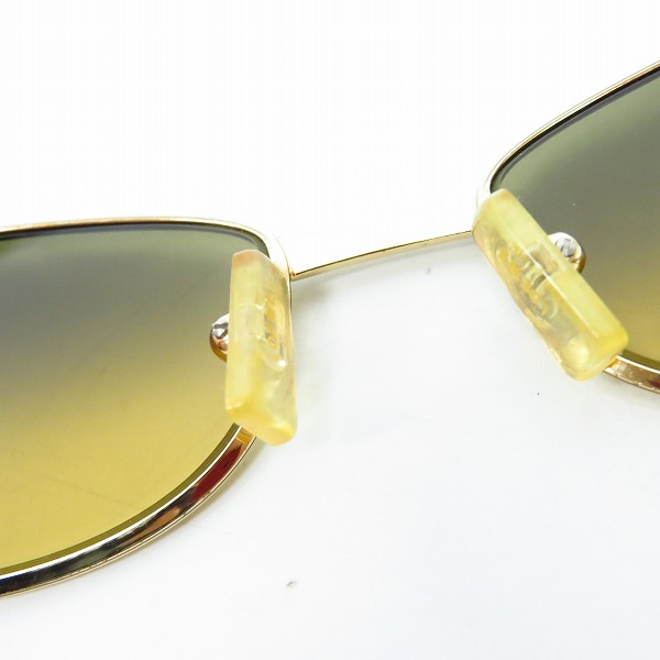 実際に弊社で買取させて頂いたLOEWE/ロエベ サングラス SLW021 col.200の画像 2枚目