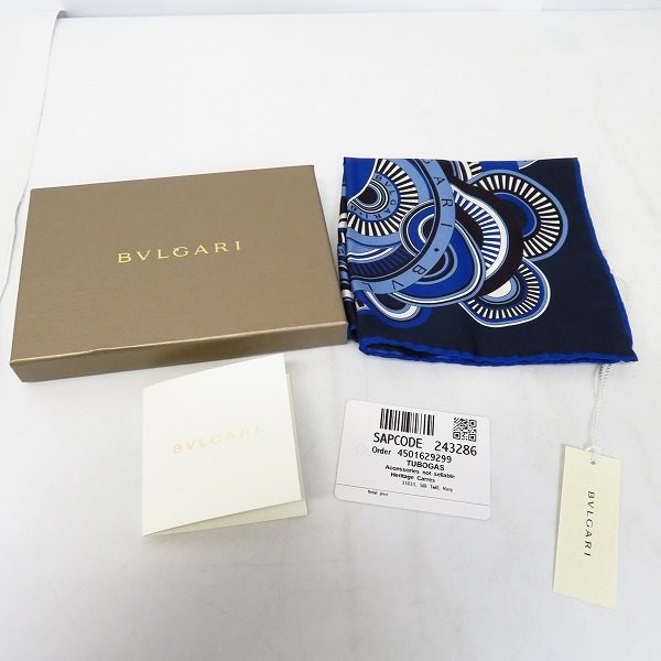 実際に弊社で買取させて頂いた【未使用】BVLGARI/ブルガリ シルク混 総柄 ハンカチ/スカーフ の画像 4枚目