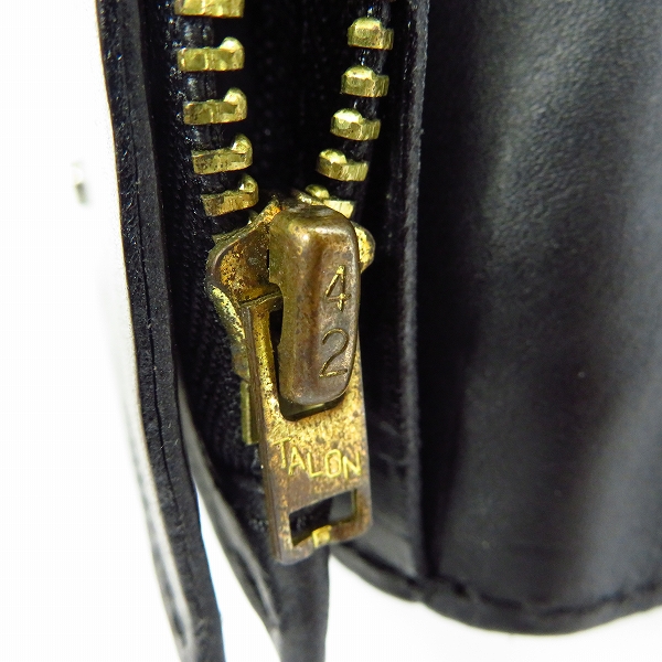 実際に弊社で買取させて頂いたHTC/エイチティーシー フラワースタッズ カモ柄 レザーロングウォレット/長財布の画像 5枚目