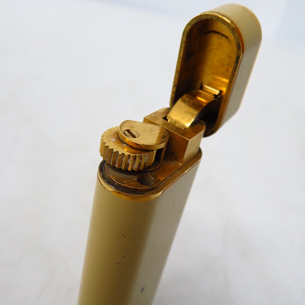 実際に弊社で買取させて頂いたCartier/カルティエ ローラー式 ガスライターの画像 4枚目