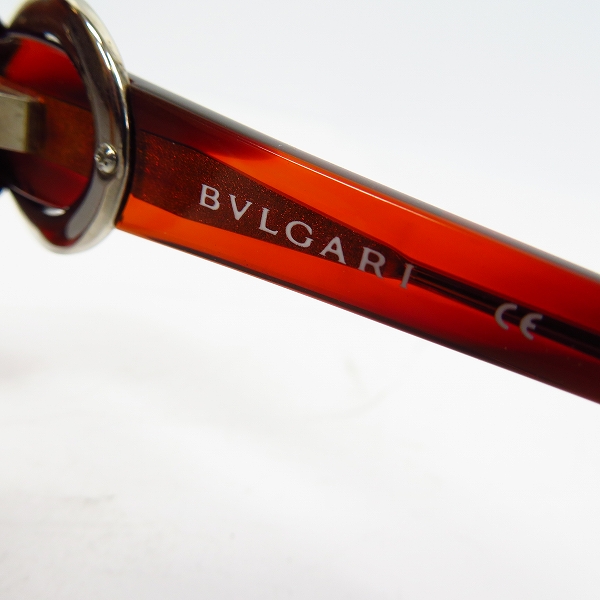 実際に弊社で買取させて頂いたBVLGARI/ブルガリ プラスチック×金属素材 サングラス 8060 5086の画像 3枚目