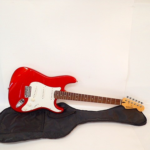 実際に弊社で買取させて頂いた★【ジャンク扱い】BUSKERS/バスカーズ ストラトタイプ メタリックレッド系 エレキギター 