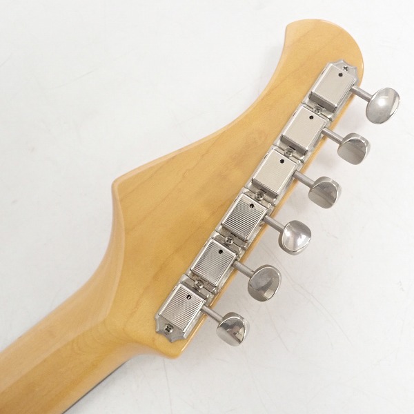 実際に弊社で買取させて頂いた★Bacchus/バッカス Universe Series ストラトタイプ エレキギターの画像 2枚目