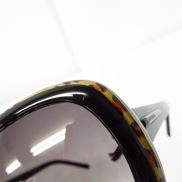 実際に弊社で買取させて頂いたGIVENCHY/ジバンシイ サングラス アイウエア SGV786Gの画像 7枚目