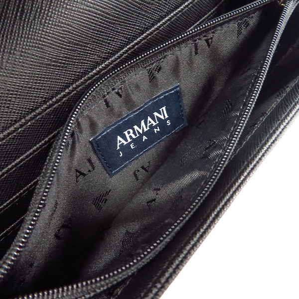 実際に弊社で買取させて頂いたARMANI JEANS/アルマーニジーンズ 二つ折り長財布 928541 CD857 00020の画像 4枚目