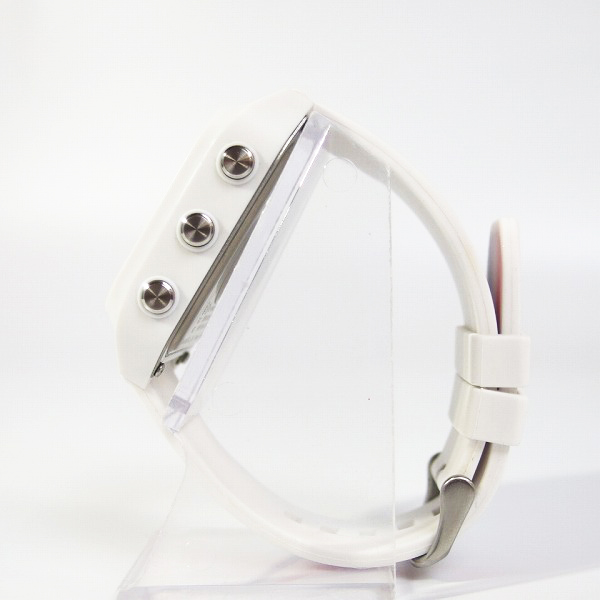 実際に弊社で買取させて頂いたle coq sportif×Shot Navi コラボ hug 腕時計型 ゴルフ用GPSナビ ウォッチの画像 2枚目