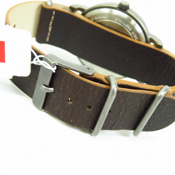 実際に弊社で買取させて頂いた【未使用】TIMEX/タイメックス Weekender/ウィークエンダー クオーツ腕時計 TW2P85800の画像 2枚目