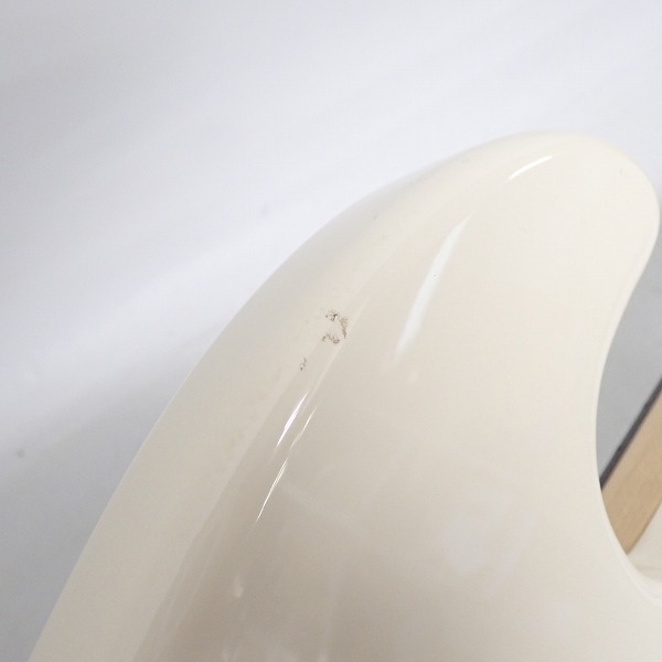 実際に弊社で買取させて頂いた★【改造品】Bacchus/バッカス UNIVERSE SERIES ジャズベースタイプ エレキベースの画像 7枚目