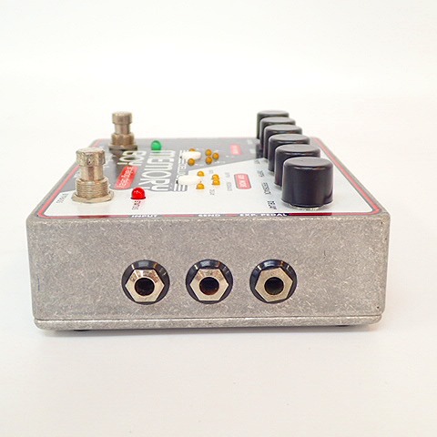 実際に弊社で買取させて頂いた【音出し確認済み】ELECTRO-HARMONIX/エレクトロハーモニックス MEMORY BOY アナログディレイ エフェクターの画像 4枚目
