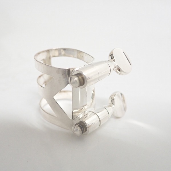 実際に弊社で買取させて頂いたSELMER/セルマー ソプラノサックス メタルマウスピース用 リガチャー シルバーの画像 2枚目