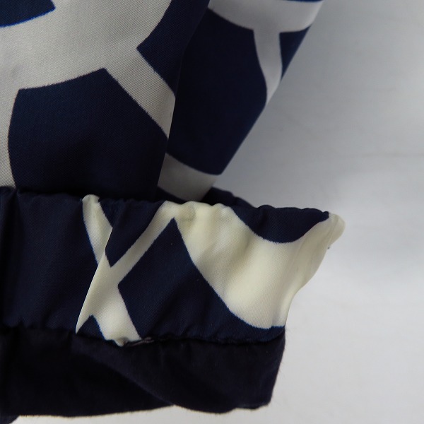 実際に弊社で買取させて頂いたMARNI/マルニ 2017 総柄 ナイロンフーデットコート/48 の画像 6枚目