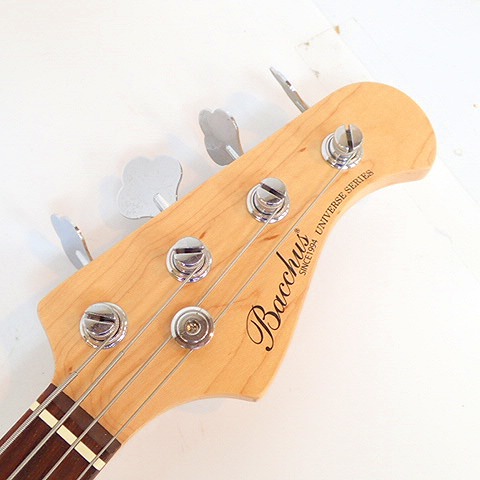実際に弊社で買取させて頂いた★Bacchus/バッカス UNIVERSAL SERIES プレシジョンベース タイプ エレキベースの画像 2枚目