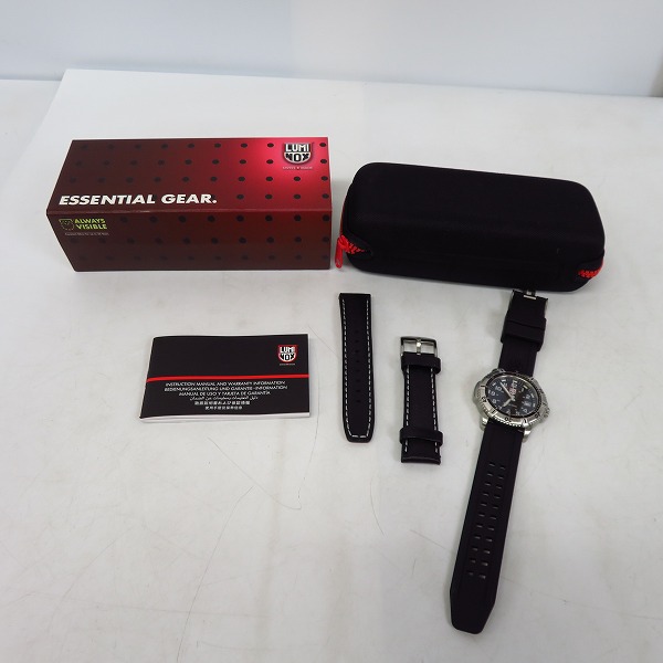 実際に弊社で買取させて頂いたLUMINOX/ルミノックス ボーイズ 7250 カラーマーク 腕時計の画像 7枚目