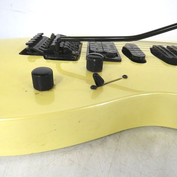 実際に弊社で買取させて頂いた★Greco/グレコ destination of Rock addict エレキギター アーム・ ソフトケース付きの画像 4枚目