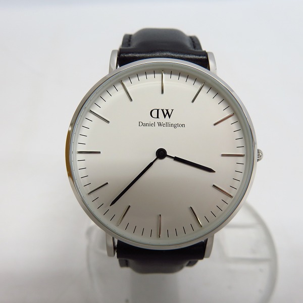 実際に弊社で買取させて頂いたDaniel Wellington/ダニエルウェリントン レザーベルト 腕時計