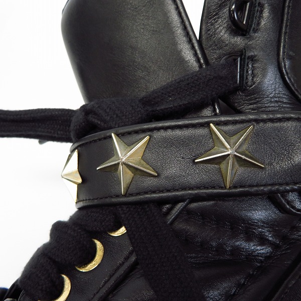 実際に弊社で買取させて頂いたGIVENCHY/ジバンシィー スター スタッズ ストラップ レザー ハイカットスニーカー 3173/44の画像 7枚目