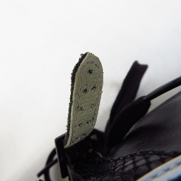 実際に弊社で買取させて頂いたHIROMU TAKAHARA/ヒロムタカハラ スタッズ/ベルトストラップ レザーローカットスニーカー 97110022/42の画像 6枚目