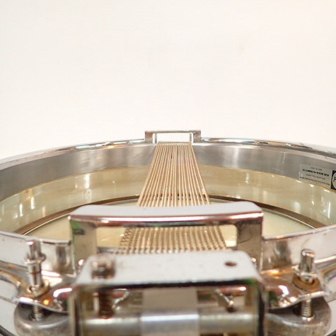 実際に弊社で買取させて頂いた★【ジャンク】Pearl/パール free floating system 14x3.5 スチールシェル ピッコロスネアの画像 7枚目