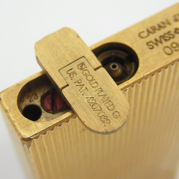 実際に弊社で買取させて頂いたCARAN d'ACHE/カランダッシュ ガスライター ストライプ ゴールドの画像 3枚目