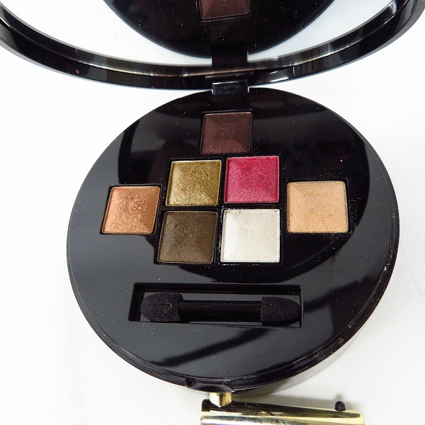 実際に弊社で買取させて頂いたGIVENCHY/ジバンシィ ゴールド・グラマー・パレットの画像 2枚目