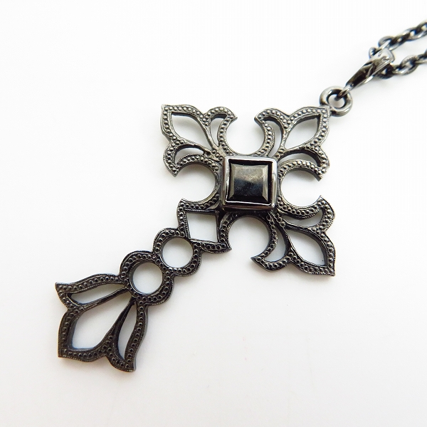 実際に弊社で買取させて頂いたLoree Rodkin/ローリーロドキン カットアウトクロスネックレス ブラックコーティング