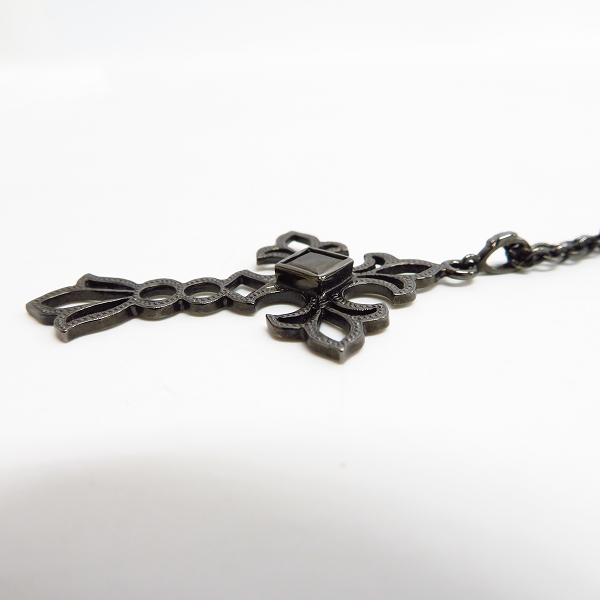 実際に弊社で買取させて頂いたLoree Rodkin/ローリーロドキン カットアウトクロスネックレス ブラックコーティングの画像 2枚目