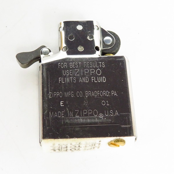 実際に弊社で買取させて頂いたZIPPO/ジッポー SOLID TITANIUM/ソリッドチタン シルバー/01年製の画像 5枚目
