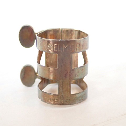 実際に弊社で買取させて頂いた【詳細不明】SELMER/セルマー サックス用 メタルマウスピース用 リガチャー 2個セットの画像 4枚目