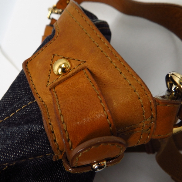 実際に弊社で買取させて頂いたBURBERRY BLUE LABEL/バーバリーブルーレーベル 三陽商会 デニム地 2WAY ショルダーバッグの画像 6枚目