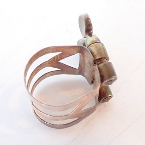 実際に弊社で買取させて頂いた【詳細不明】SELMER/セルマー サックス用 メタルマウスピース用 リガチャー 2個セットの画像 3枚目