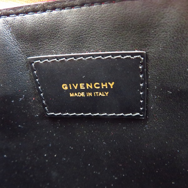 実際に弊社で買取させて頂いたGIVENCHY/ジバンシー ロゴ レザー クラッチバッグ/ハンドバッグの画像 4枚目