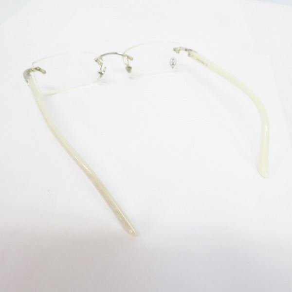 実際に弊社で買取させて頂いたCartier/カルティエ ツーポイント メガネフレーム/アイウェア フランス製 ホワイトの画像 1枚目