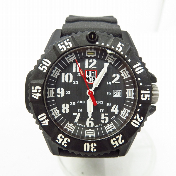 実際に弊社で買取させて頂いたLUMINOX/ルミノックス CARBON SEAL/カーボンシールズ 腕時計 3801 