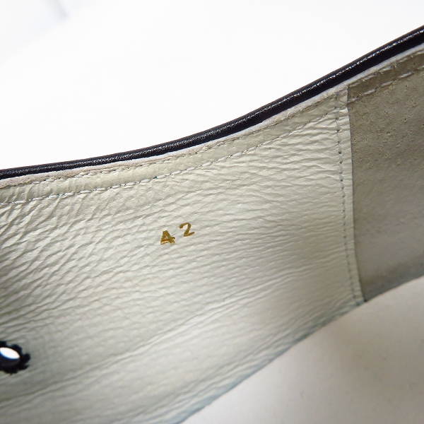 実際に弊社で買取させて頂いたHIROMU TAKAHARA/ヒロムタカハラ スタッズ/ベルトストラップ レザーローカットスニーカー 97110022/42の画像 5枚目