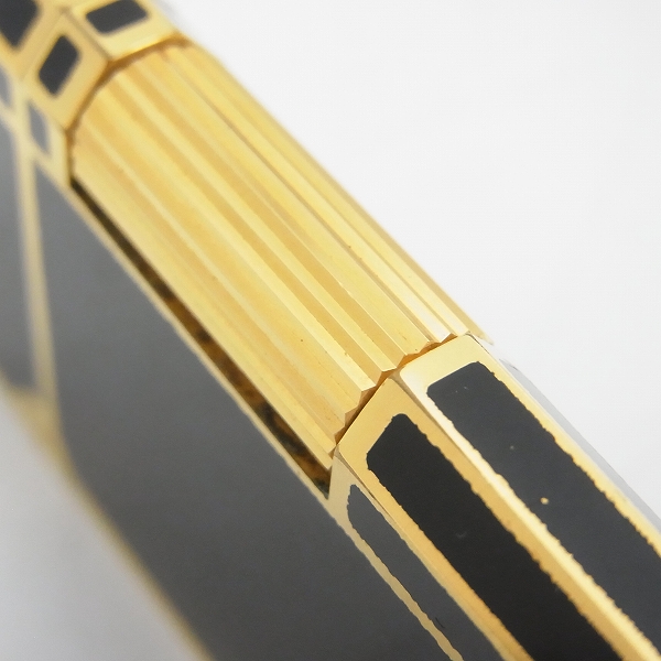 実際に弊社で買取させて頂いたCARAN d'ACHE/カランダッシュ ガスライター ブラック×ゴールドの画像 7枚目