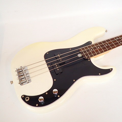 実際に弊社で買取させて頂いた★Bacchus/バッカス UNIVERSAL SERIES プレシジョンベース タイプ エレキベースの画像 7枚目