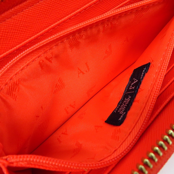 実際に弊社で買取させて頂いた【未使用】ARMANI JEANS/アルマーニジーンズ ラウンドジップ ウォレット/長財布の画像 4枚目