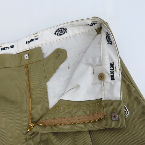 実際に弊社で買取させて頂いた【未使用】FACTOTUM×DICKIES/ファクトタム×ディッキーズ 1タックロングベルトチノスラックス BEIGE/09050136/48の画像 6枚目