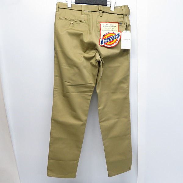実際に弊社で買取させて頂いた【未使用】FACTOTUM×DICKIES/ファクトタム×ディッキーズ 1タックロングベルトチノスラックス BEIGE/09050136/46の画像 1枚目