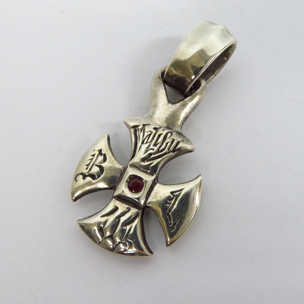 実際に弊社で買取させて頂いたBWL/ビルウォールレザー マリブクロスペンダント トップ w/ストーン