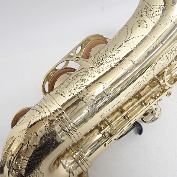 実際に弊社で買取させて頂いた★H.SELMER/セルマー SUPER ACTION 80/スーパーアクション 80 SERIESII アルトサックス ハードケース付の画像 2枚目