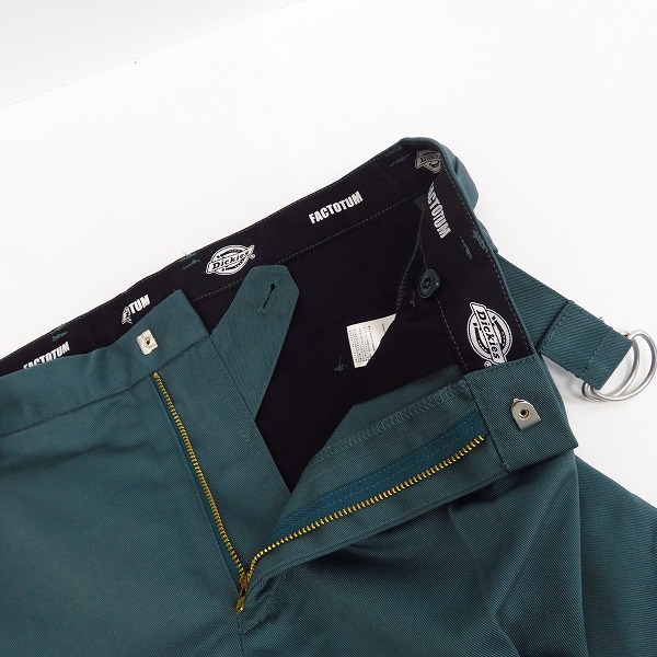 実際に弊社で買取させて頂いた【未使用】FACTOTUM×DICKIES/ファクトタム×ディッキーズ 1タックロングベルトチノスラックス GREEN/09050136/48の画像 6枚目