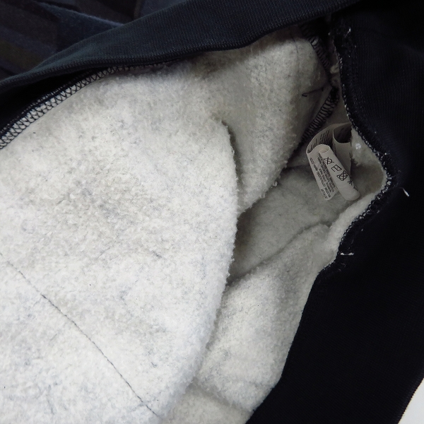 実際に弊社で買取させて頂いたEMPORIO ARMANI/エンポリオアルマーニ EA7 ロゴプリントパーカー/M の画像 5枚目